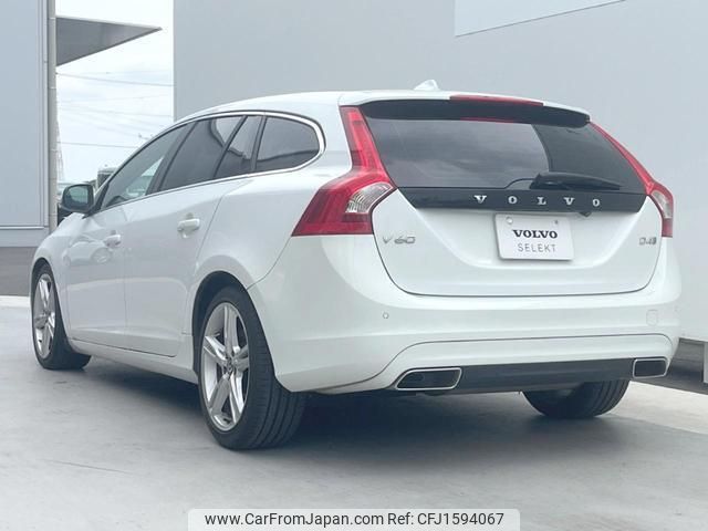volvo v60 2017 CFJ1594067 image 2