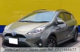 toyota aqua 2019 CFJ1566677