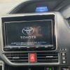 toyota voxy 2017 CFJ1822420 image 16