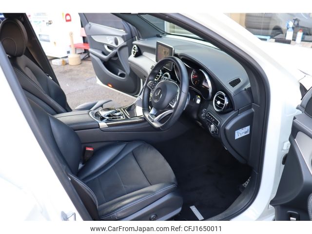 mercedes-benz glc-class 2016 CFJ1650011 image 2