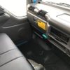 isuzu elf-truck 2004 CFJ1762783 image 31