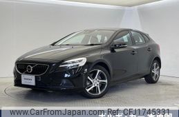 volvo v40 2016 CFJ1745331
