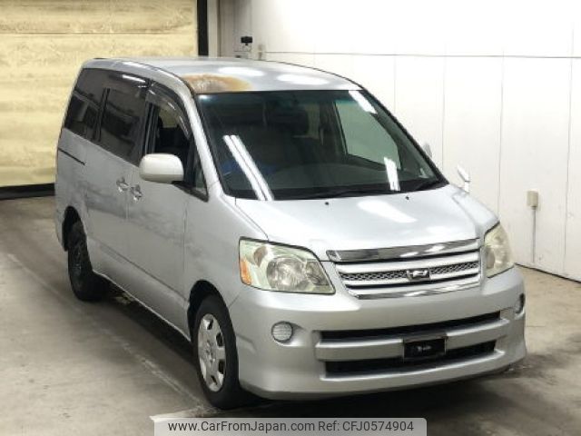 toyota noah 2006 -TOYOTA--Noah AZR65G-3020146---TOYOTA--Noah AZR65G-3020146- image 1