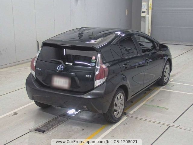 toyota aqua 2015 -TOYOTA--AQUA NHP10-2452983---TOYOTA--AQUA NHP10-2452983- image 2