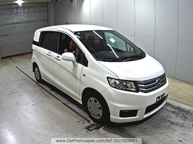 honda freed-spike 2010 CFJ1829821 image 1