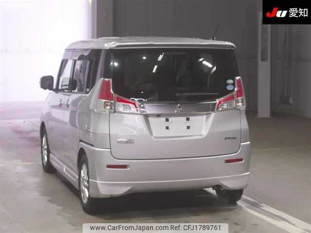mitsubishi delica-d2 2016 CFJ1789761 image 2
