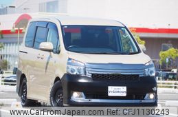 toyota voxy 2011 -TOYOTA--Voxy DBA-ZRR70W--ZRR70-0421578---TOYOTA--Voxy DBA-ZRR70W--ZRR70-0421578-