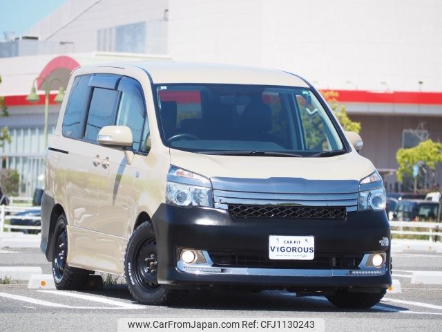 toyota voxy 2011 -TOYOTA--Voxy DBA-ZRR70W--ZRR70-0421578---TOYOTA--Voxy DBA-ZRR70W--ZRR70-0421578- image 1