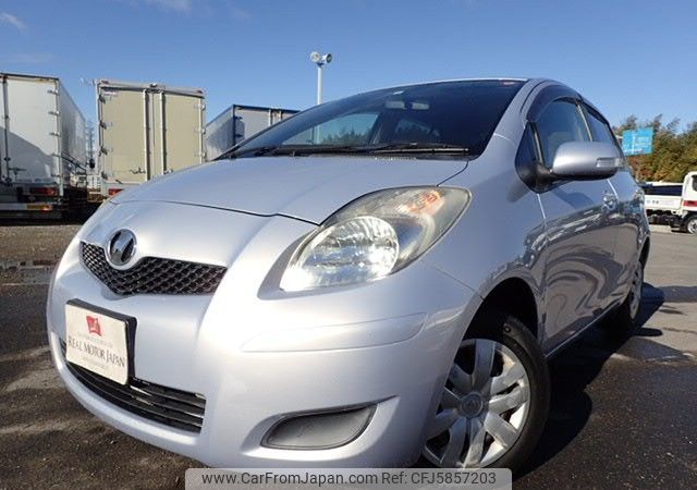 toyota vitz 2010 REALMOTOR_N2020120190M-17 image 2