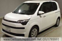 toyota spade 2015 CFJ1795932