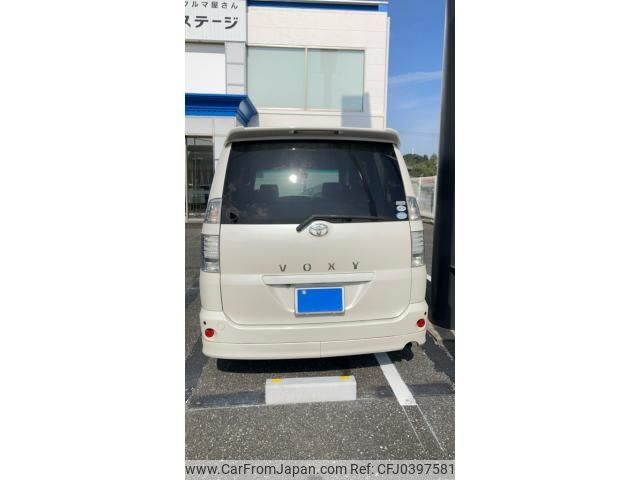 toyota voxy 2005 -TOYOTA--Voxy DBA-AZR60G--AZR60-0481397---TOYOTA--Voxy DBA-AZR60G--AZR60-0481397- image 2