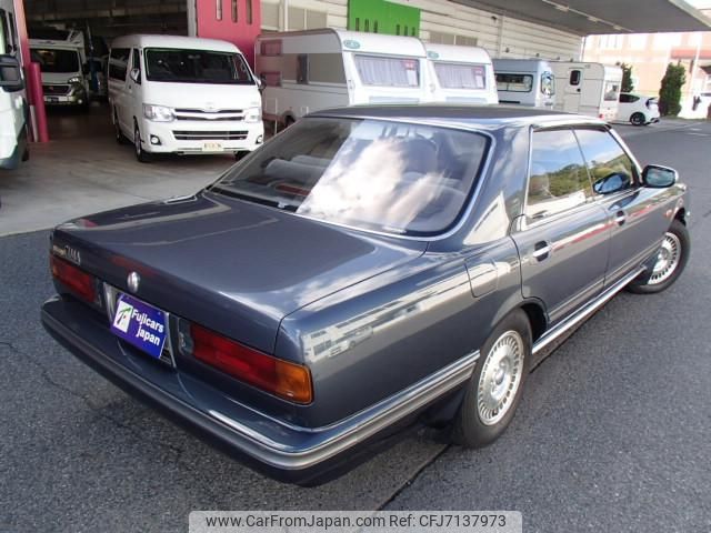 nissan cedric-cima 1989 GOO_JP_700100180330181022002 image 2