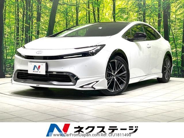 toyota prius 2024 CFJ1811490 image 1