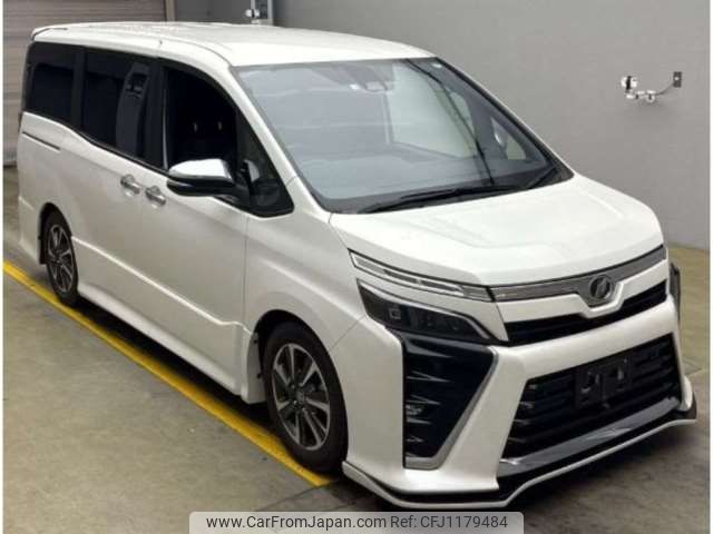 toyota voxy 2020 -TOYOTA--Voxy DBA-ZRR80W--ZRR80W-0599075---TOYOTA--Voxy DBA-ZRR80W--ZRR80W-0599075- image 1
