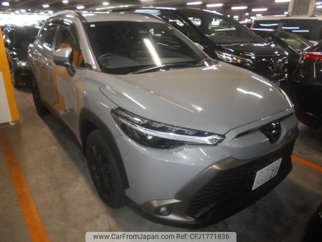 toyota corolla-cross 2024 CFJ1771836 image 1