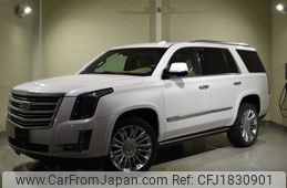 cadillac escalade 2018 CFJ1830901