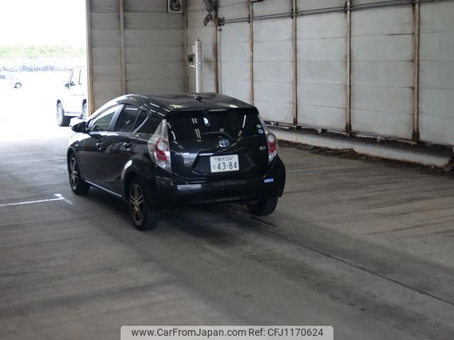 toyota aqua 2012 quick_quick_DAA-NHP10_NHP10-2105348 image 2