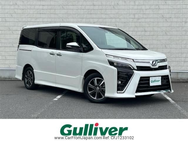 toyota voxy 2020 -TOYOTA--Voxy DBA-ZRR80W--ZRR80-0608921---TOYOTA--Voxy DBA-ZRR80W--ZRR80-0608921- image 1