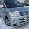 toyota noah 2003 0303466A30151223W008 image 3