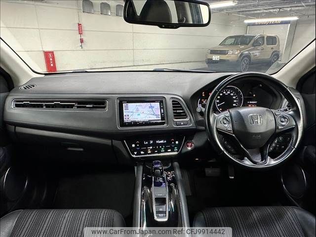 honda vezel 2017 -HONDA--VEZEL DAA-RU3--RU3-1256668---HONDA--VEZEL DAA-RU3--RU3-1256668- image 2