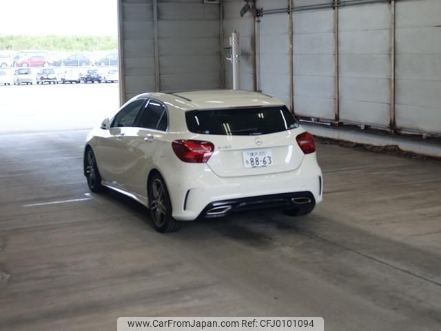 mercedes-benz a-class 2016 quick_quick_DBA-176042_WDD1760422V122116 image 2