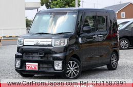 toyota pixis-mega 2017 CFJ1587891