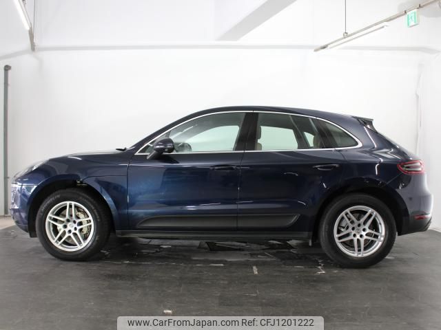 porsche macan 2018 quick_quick_ABA-95BCTM_WP1ZZZ95ZJLB33306 image 2