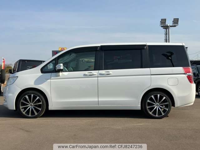 2014 Honda Stepwagon DBA-RK1 2WD - Car Price $5,895