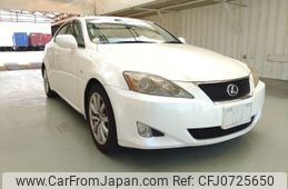 lexus is 2005 ENHANCEAUTO_1_ea294228