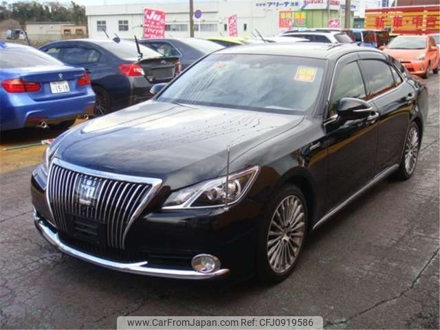 toyota crown-majesta 2017 CFJ0919586 image 1