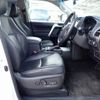 toyota land-cruiser-prado 2020 25431313 image 21