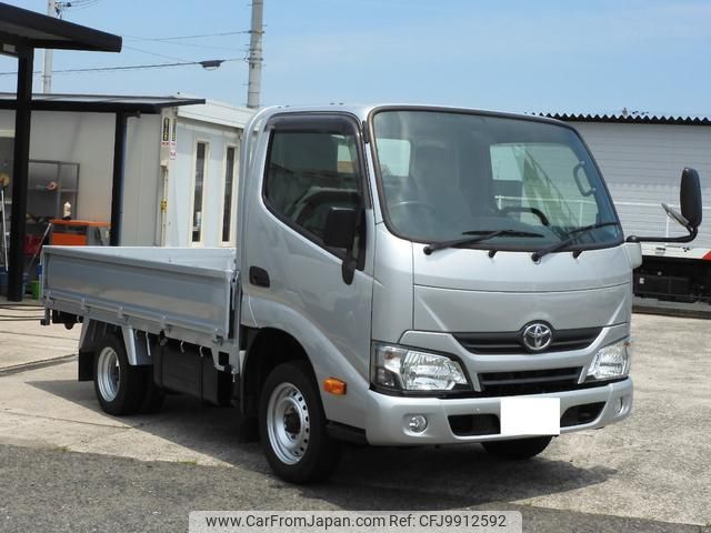 toyota dyna-truck 2017 GOO_NET_EXCHANGE_0709067A30240619W001 image 2