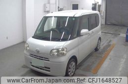 daihatsu tanto 2011 CFJ1648527
