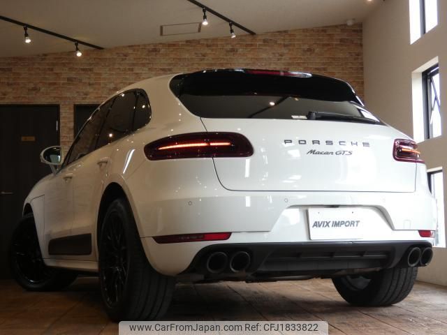 porsche macan 2017 CFJ1833822 image 2
