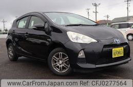 toyota aqua 2013 CFJ0277564