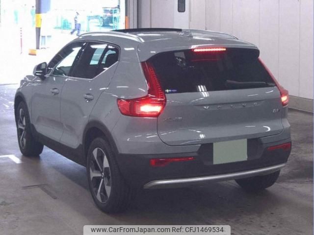 volvo xc40 2024 quick_quick_5AA-XB420TXCM2_LYVXZK8MXSL454540 image 2