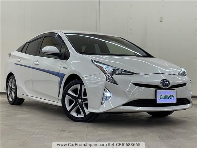 toyota prius 2018 -TOYOTA--Prius DAA-ZVW55--ZVW55-8056700---TOYOTA--Prius DAA-ZVW55--ZVW55-8056700- image 1