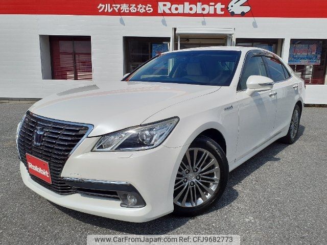 toyota crown 2013 -TOYOTA--Crown AWS210--6026411---TOYOTA--Crown AWS210--6026411- image 1