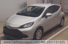 toyota aqua 2022 -TOYOTA--AQUA 6AA-MXPK11--MXPK11-2064078---TOYOTA--AQUA 6AA-MXPK11--MXPK11-2064078-