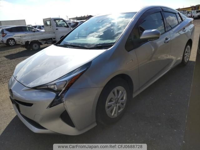 toyota prius 2018 quick_quick_DAA-ZVW50_ZVW50-8072465 image 1