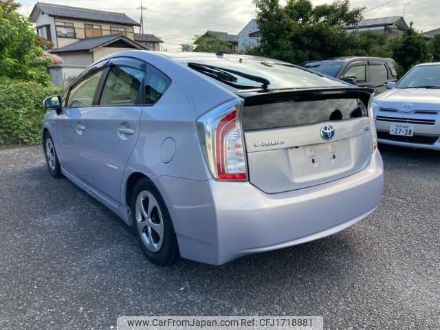 toyota prius 2012 CFJ1718881 image 2