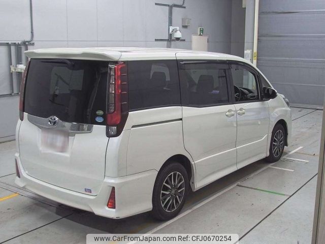 toyota noah 2015 -TOYOTA--Noah ZRR80W-0110102---TOYOTA--Noah ZRR80W-0110102- image 2