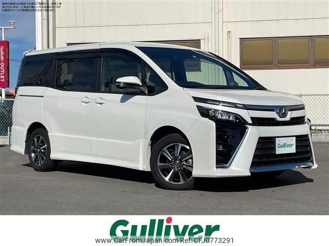 toyota voxy 2017 -TOYOTA--Voxy DBA-ZRR80W--ZRR80-0372267---TOYOTA--Voxy DBA-ZRR80W--ZRR80-0372267- image 1