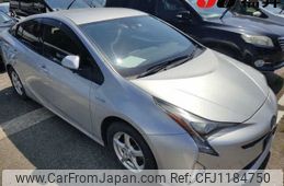 toyota prius 2016 -TOYOTA--Prius ZVW55--8021865---TOYOTA--Prius ZVW55--8021865-
