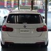 bmw 3-series 2018 quick_quick_8C20_WBA8H92080A689578 image 14