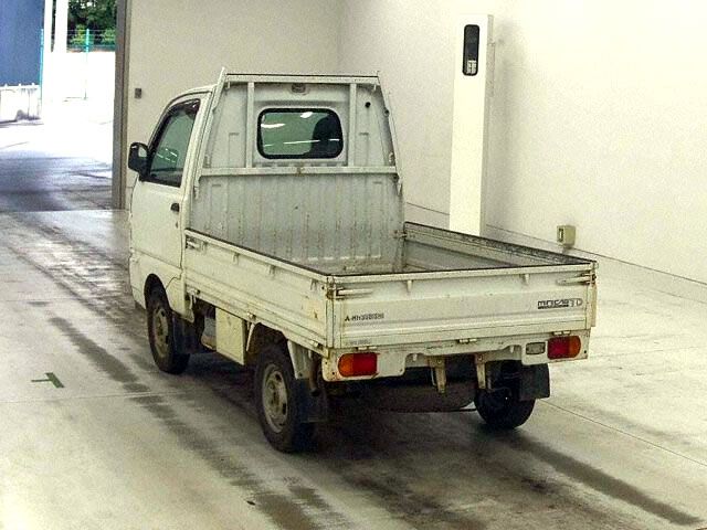 mitsubishi minicab-truck 1996 No.15727 image 2