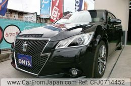 toyota crown 2014 -TOYOTA--Crown GRS214--6003812---TOYOTA--Crown GRS214--6003812-