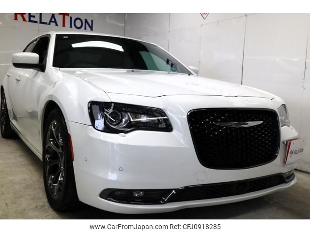 chrysler 300 2017 quick_quick_ABA-LX36_2C3CCAYG8HH548478 image 1