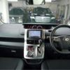 toyota voxy 2013 CFJ1567227 image 34