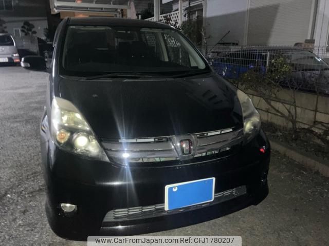 toyota isis 2013 CFJ1780207 image 1